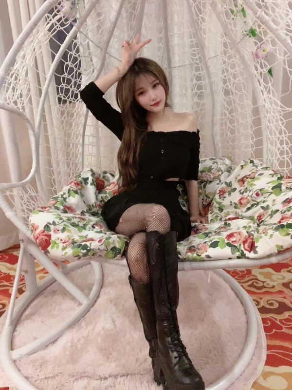 梁溪性感小姐姐